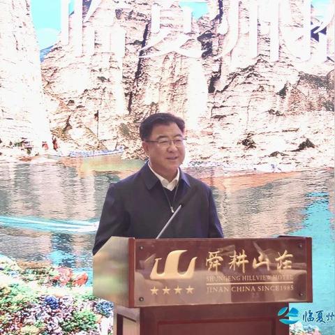 二肖中特期期准免费公开软件特点|探索城市的秘密角落_iPhone0.113